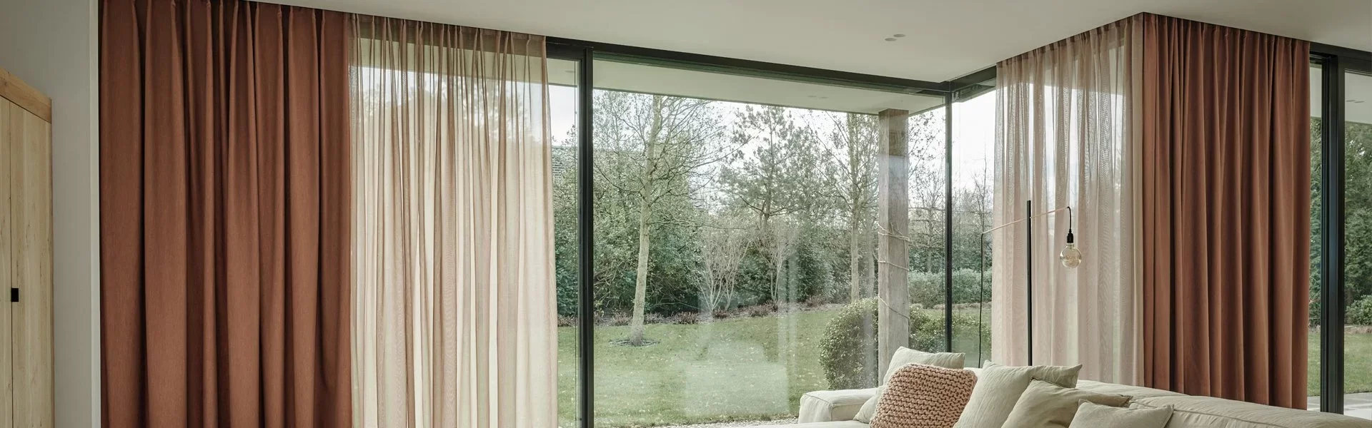 2221-Smart_home_gordijnen-header.webp 2221-Smart_home_gordijnen-header.webp